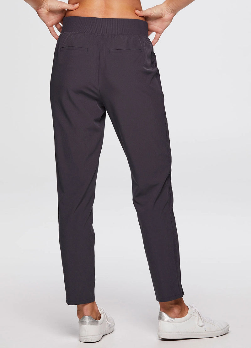 Ribbed Ankle Pant