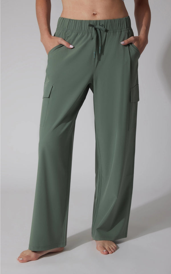 Lightweight Wide Leg Cargo Pants