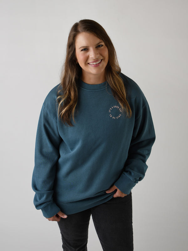 IT'S A GOOD DAY TO BE KIND SWEATSHIRT | PEBBLE BLUE