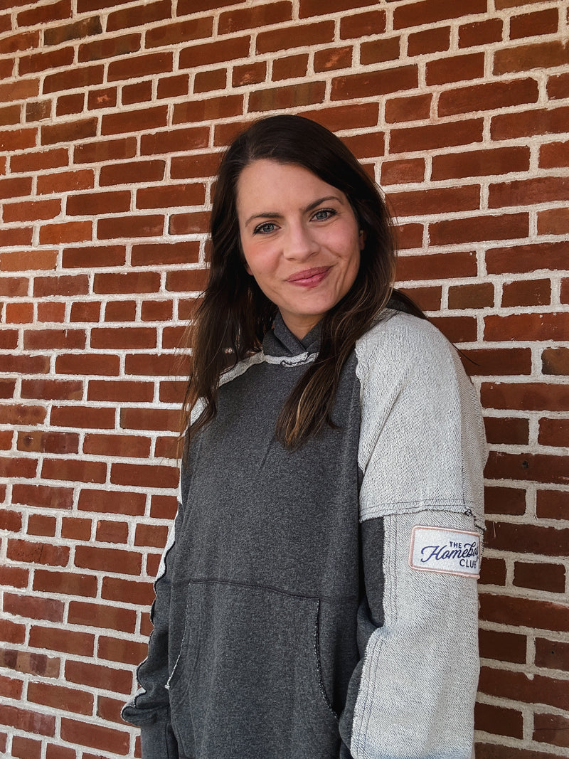 HOMEBODY CLUB PATCH HOODED SWEATSHIRT | CHARCOAL