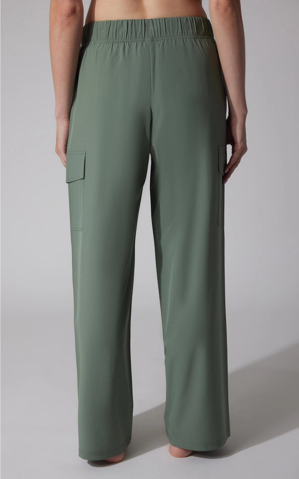 Lightweight Wide Leg Cargo Pants
