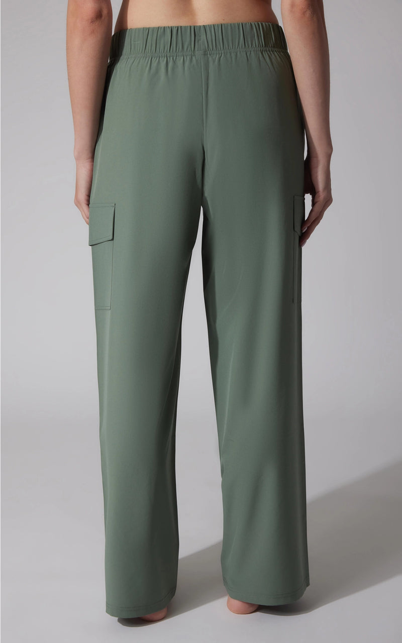Lightweight Wide Leg Cargo Pants