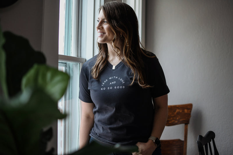 LEAD WITH LOVE TEE | DARK GRAY